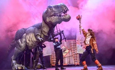 Dinosaur World Live
