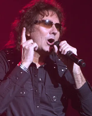 Mickey Thomas